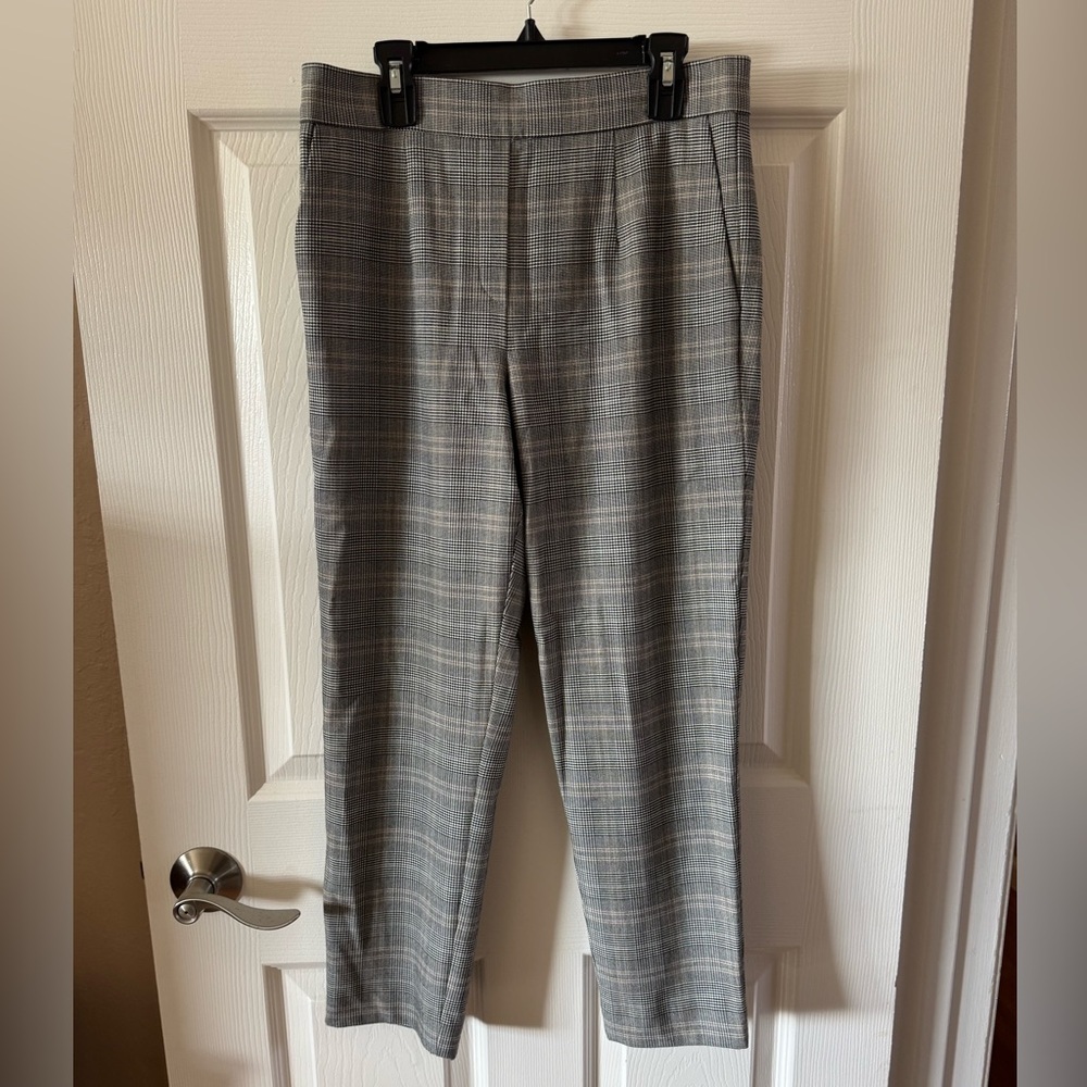 Aritzia Babaton Conan Cropped Pants Size 6